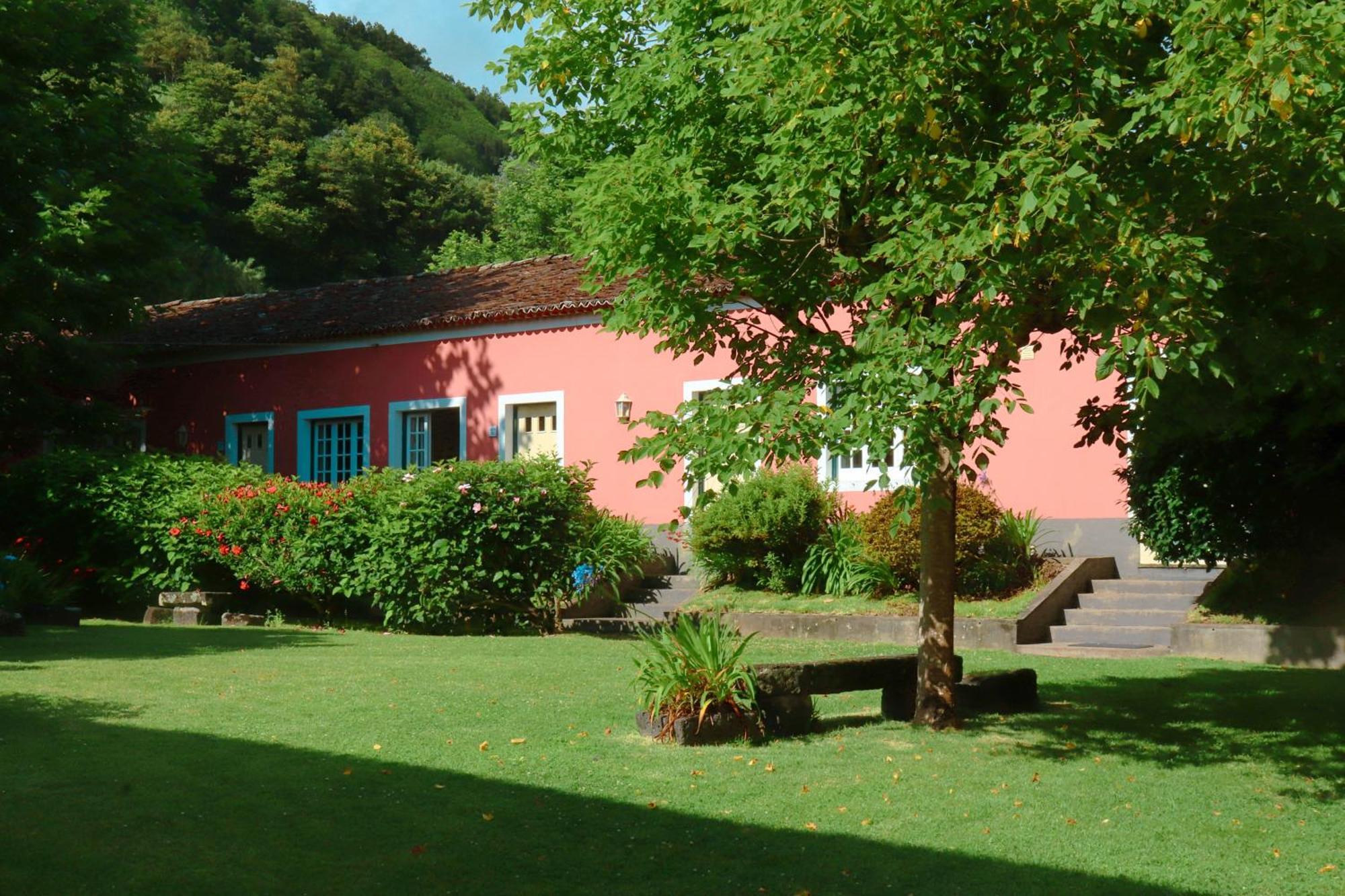 Bed and Breakfast Solar De Lalem Maia  Zewnętrze zdjęcie
