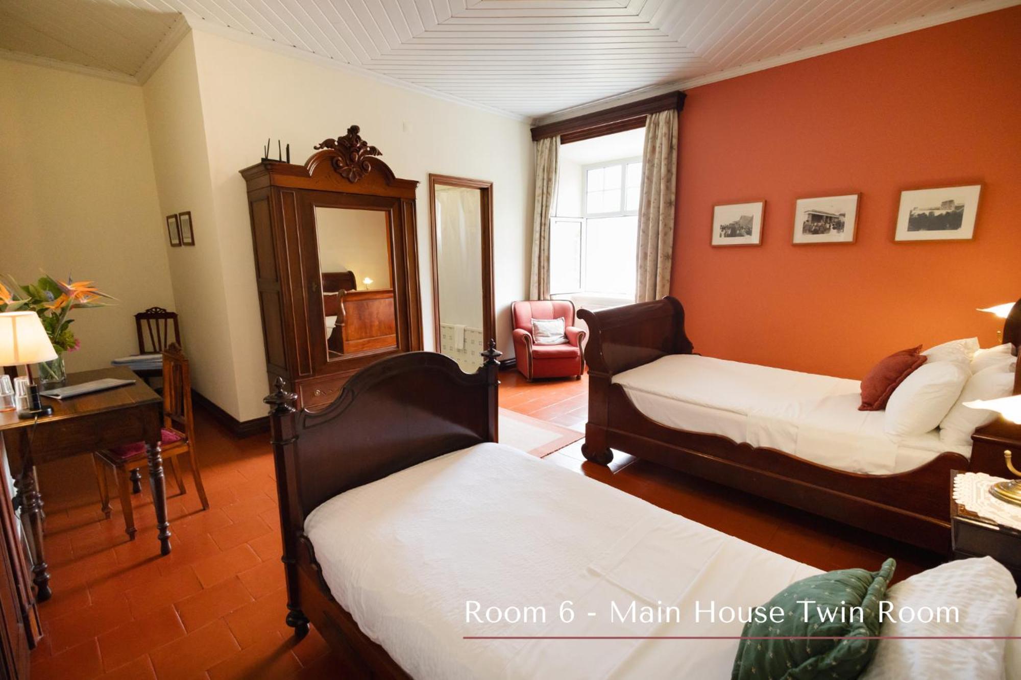 Bed and Breakfast Solar De Lalem Maia  Zewnętrze zdjęcie