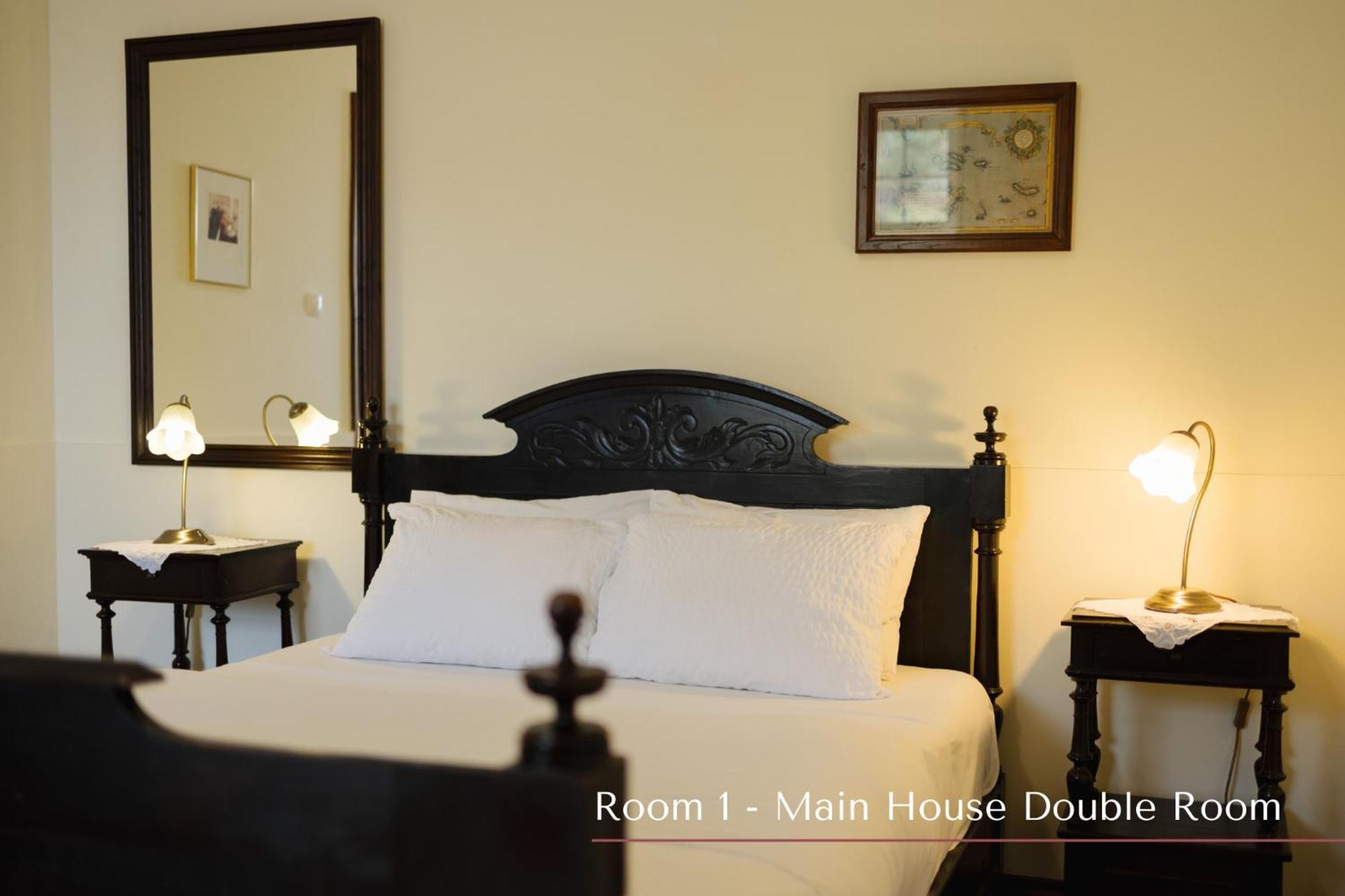 Bed and Breakfast Solar De Lalem Maia  Zewnętrze zdjęcie